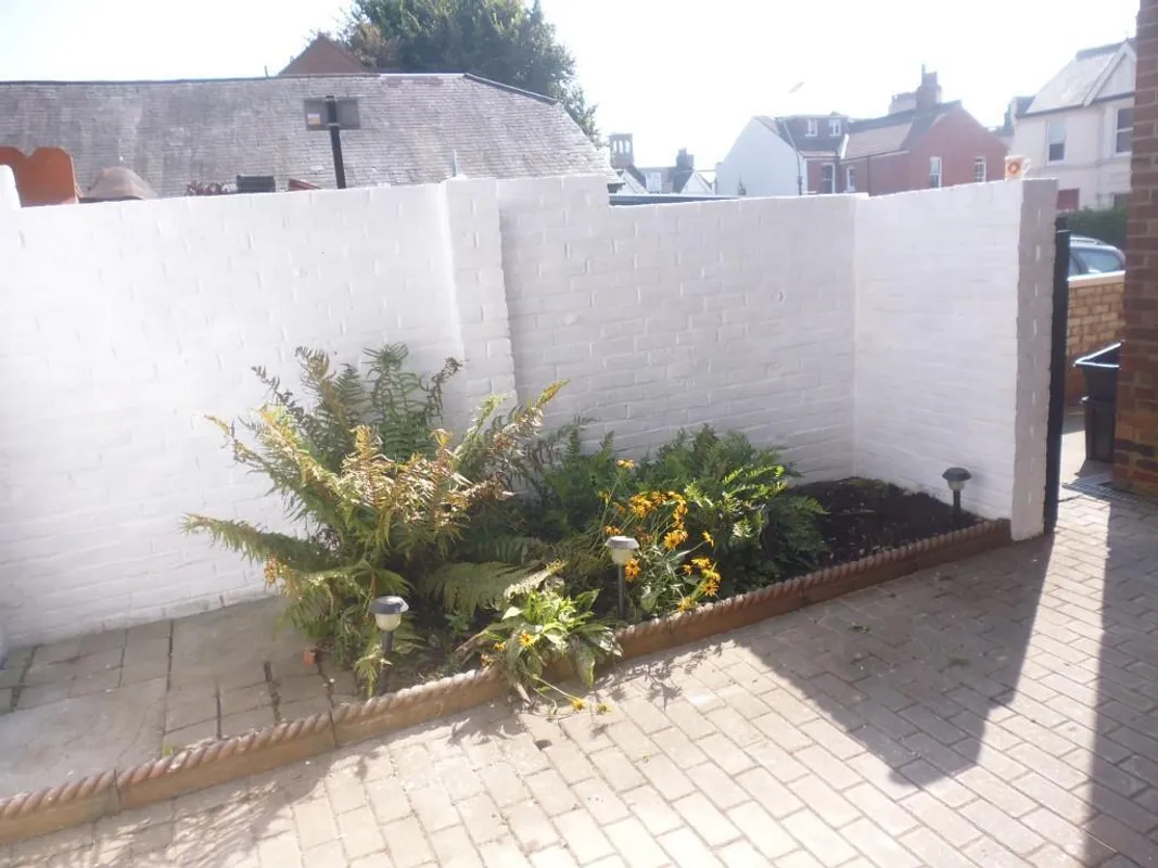 Flat Marmion Road in Portslade by Sea