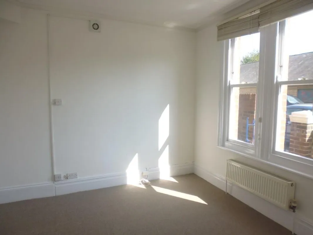 Flat Marmion Road in Portslade by Sea