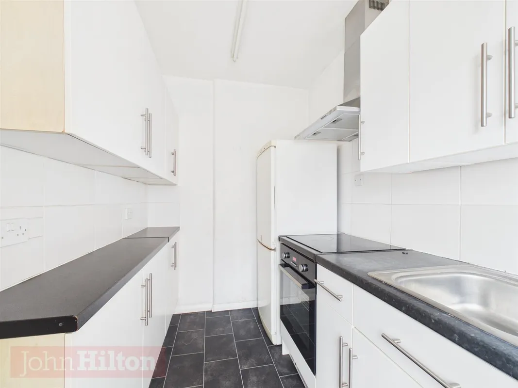 Flat Marmion Road in Portslade by Sea