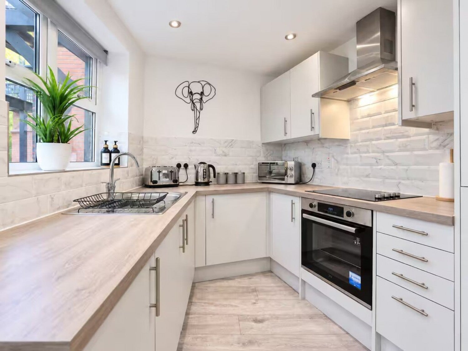 Flat Palgrave Road in Bedford