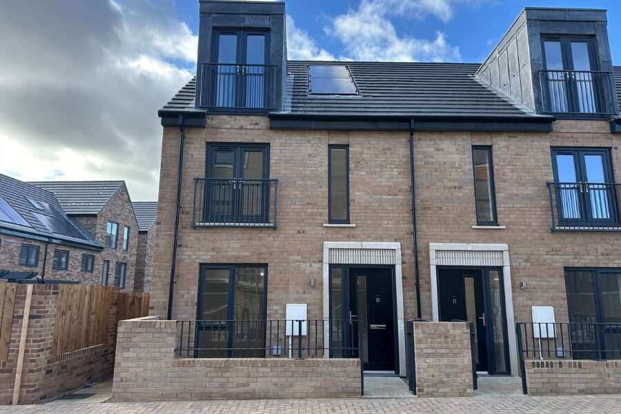 Flat Hillside in Ponteland