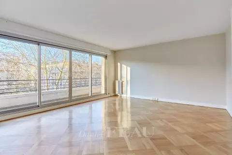 Appartement Boulevard Suchet à Paris
