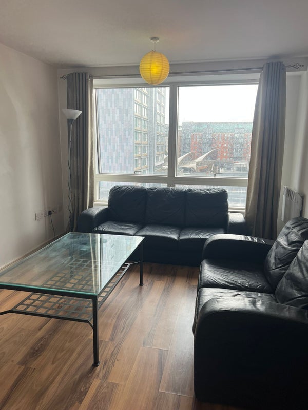Flat Lower Ormond Street in Manchester