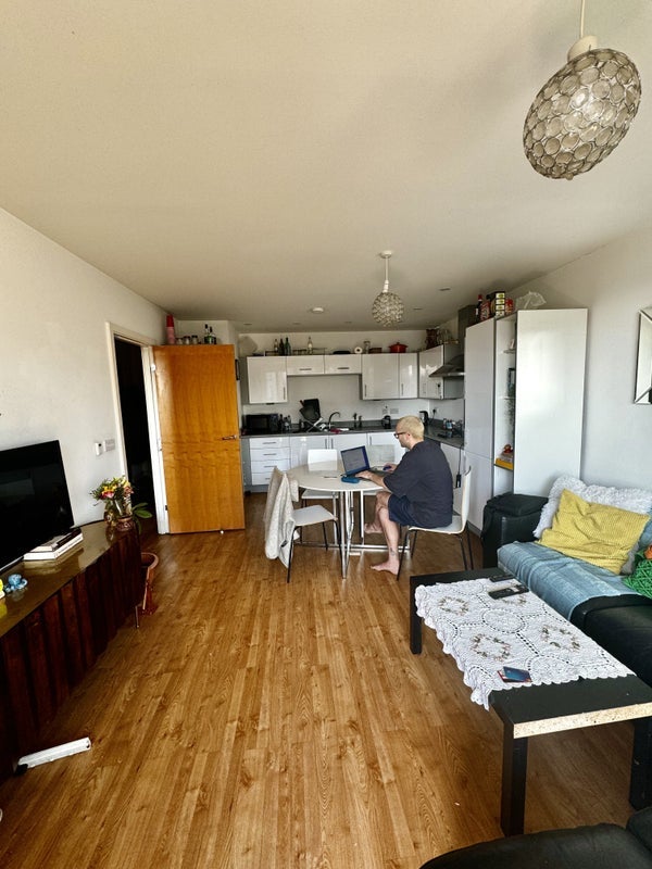 Room Bishops Way in Greater London