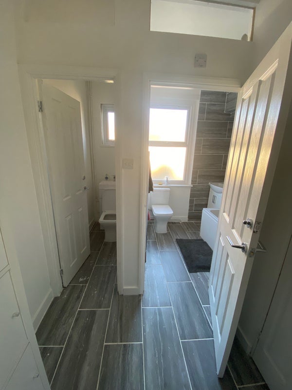 Room Datchet Road in Greater London