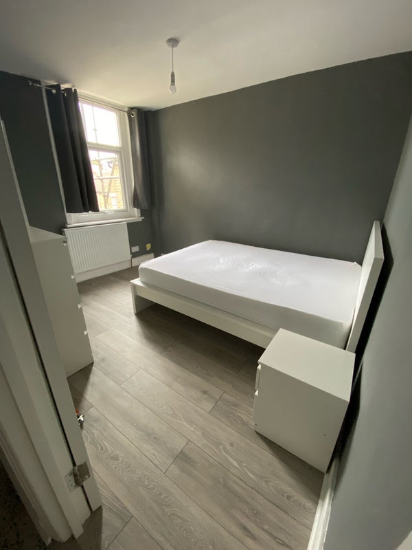 Room Datchet Road in Greater London
