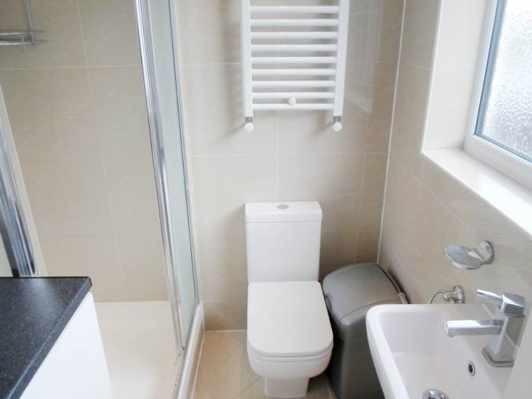 Room Acton Lane in Greater London