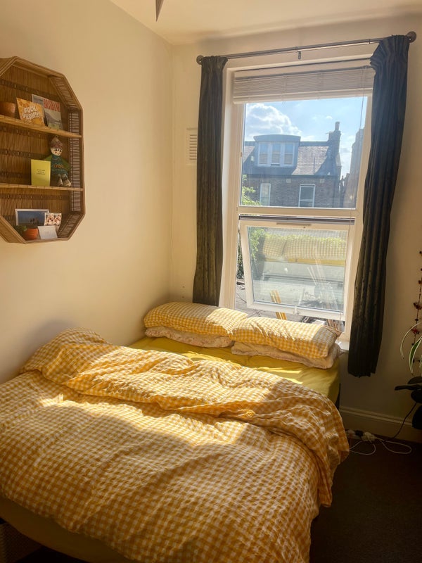 Room Lordship Lane in Greater London