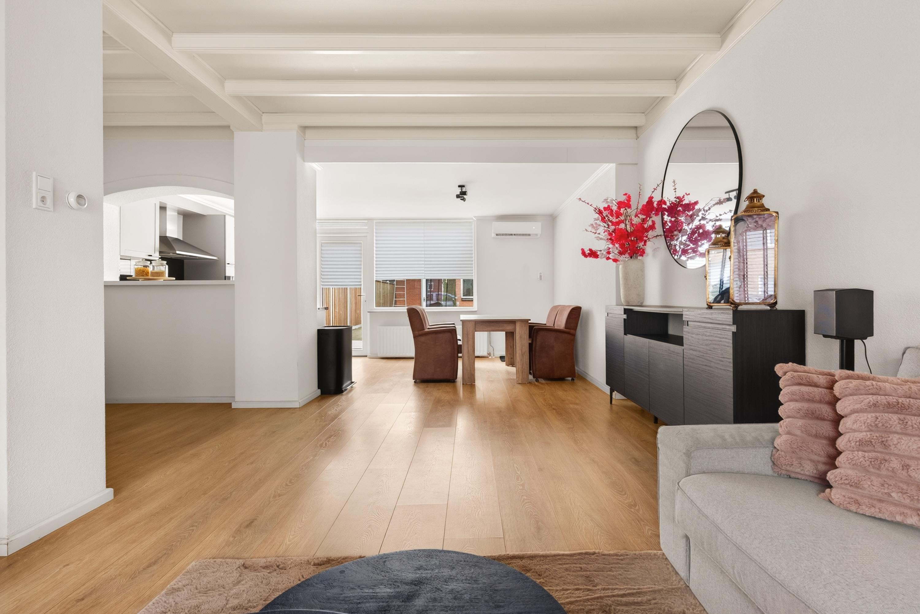 Tussenwoning te koop: Lakenstraat 48, Geldrop