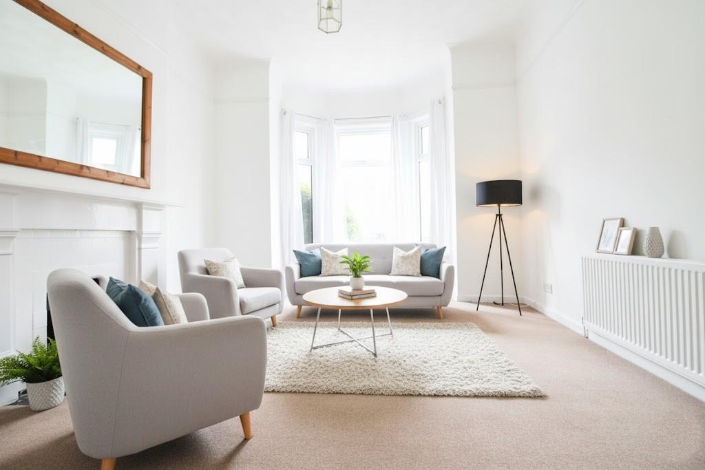 Flat Marmion Road in Portsmouth