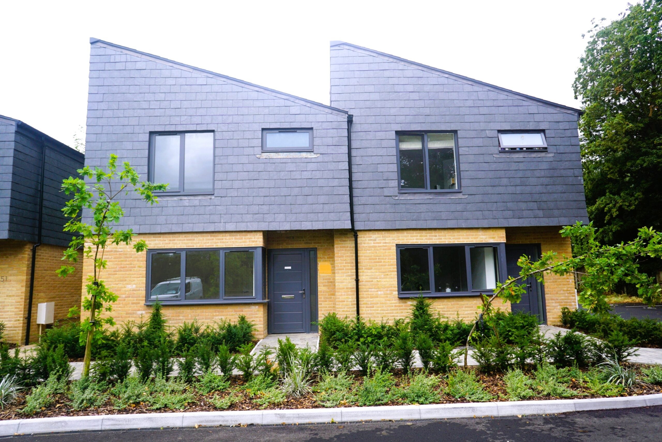 Flat Manor Road in Greater London