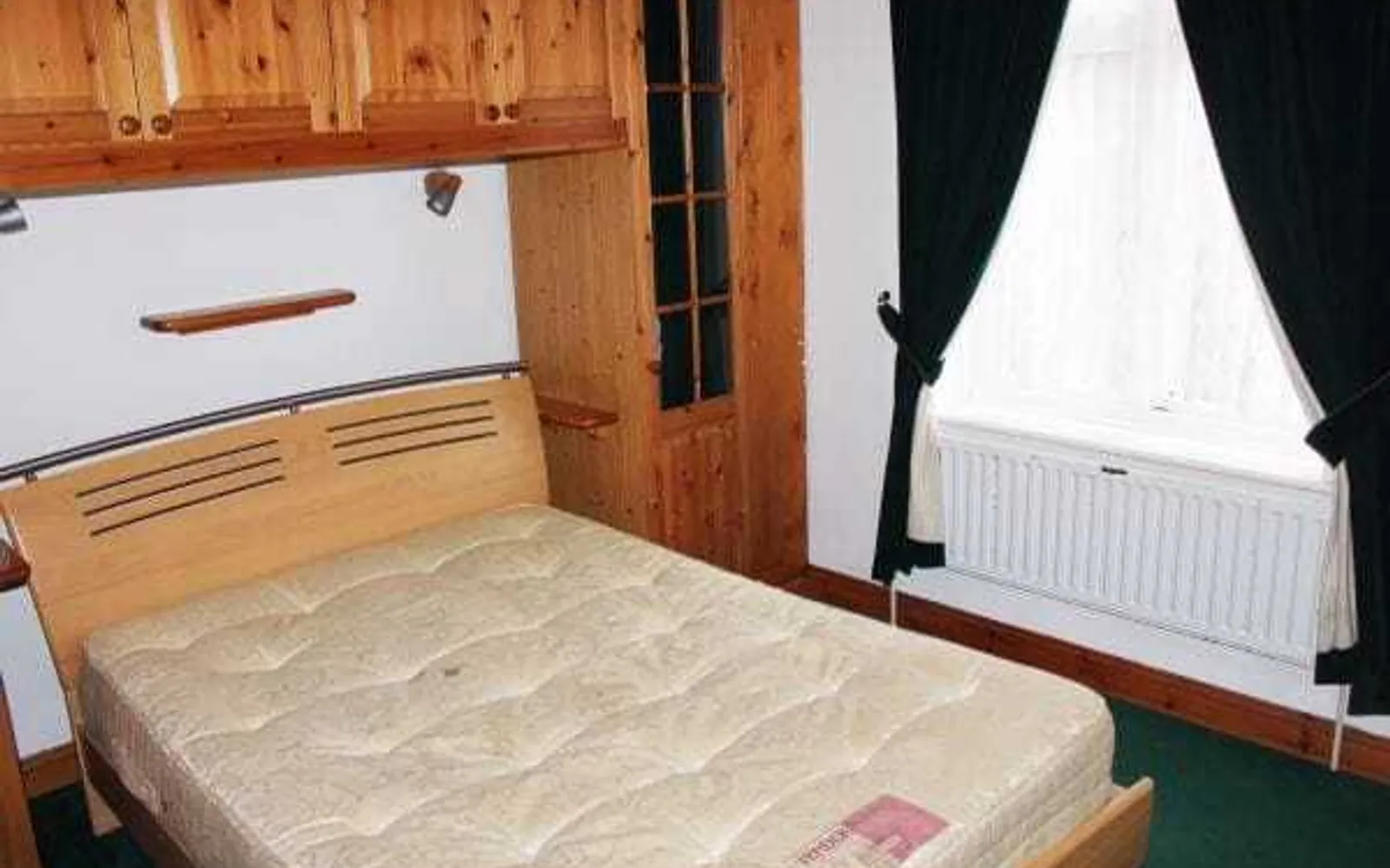 Flat Cressingham Road in Greater London