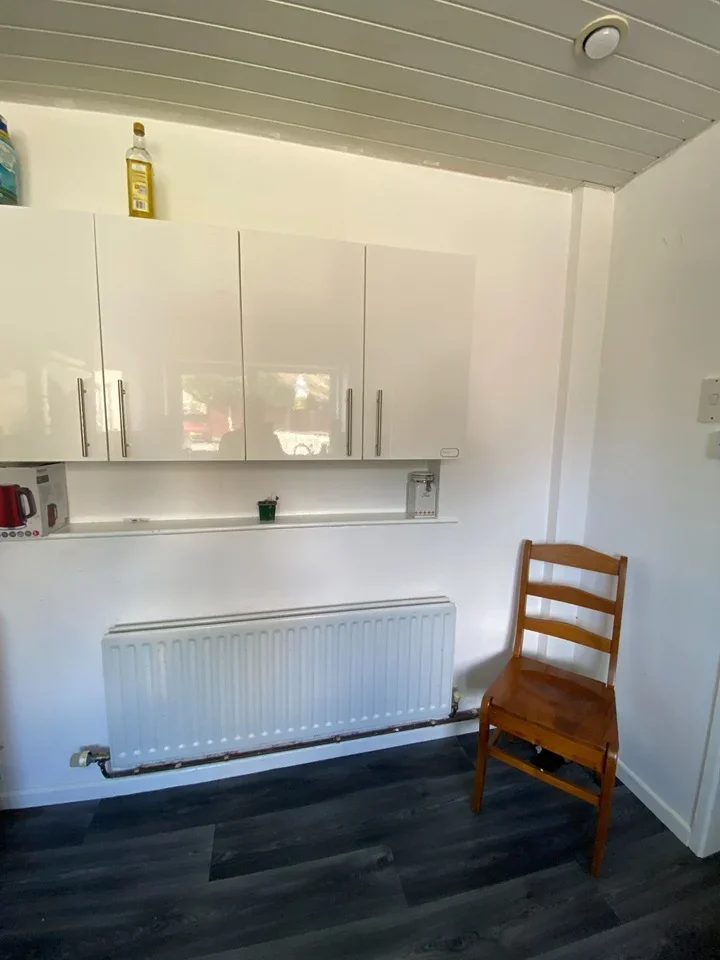 Room Freshland Way in Bristol