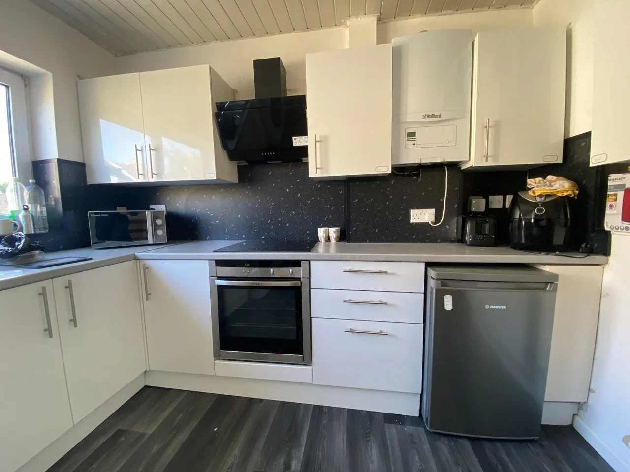 Room Freshland Way in Bristol
