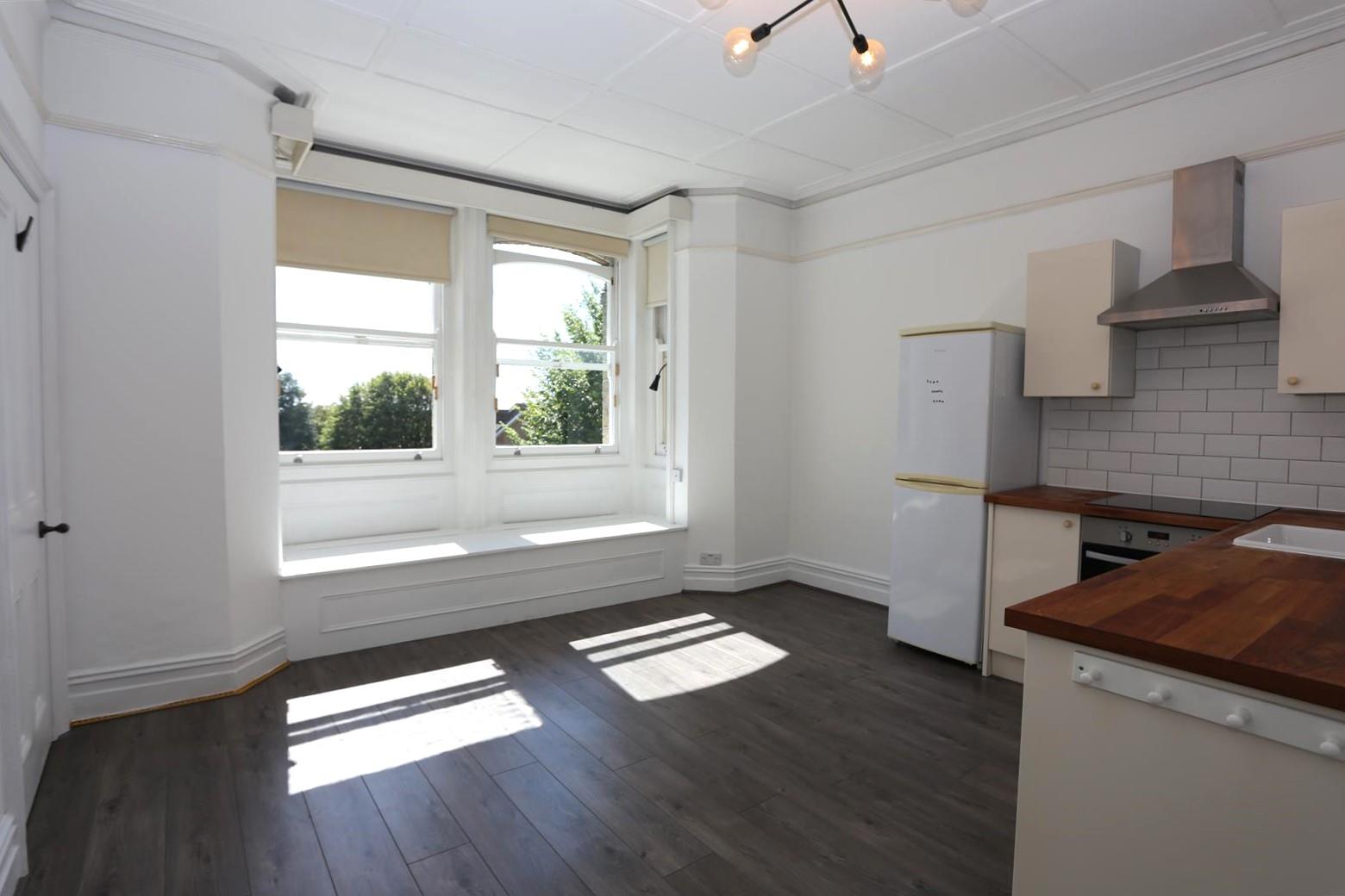 Flat Cromwell Road in Portslade by Sea
