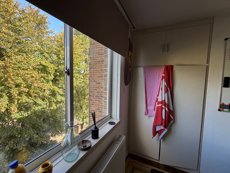 Room Pennethorne Close in Greater London
