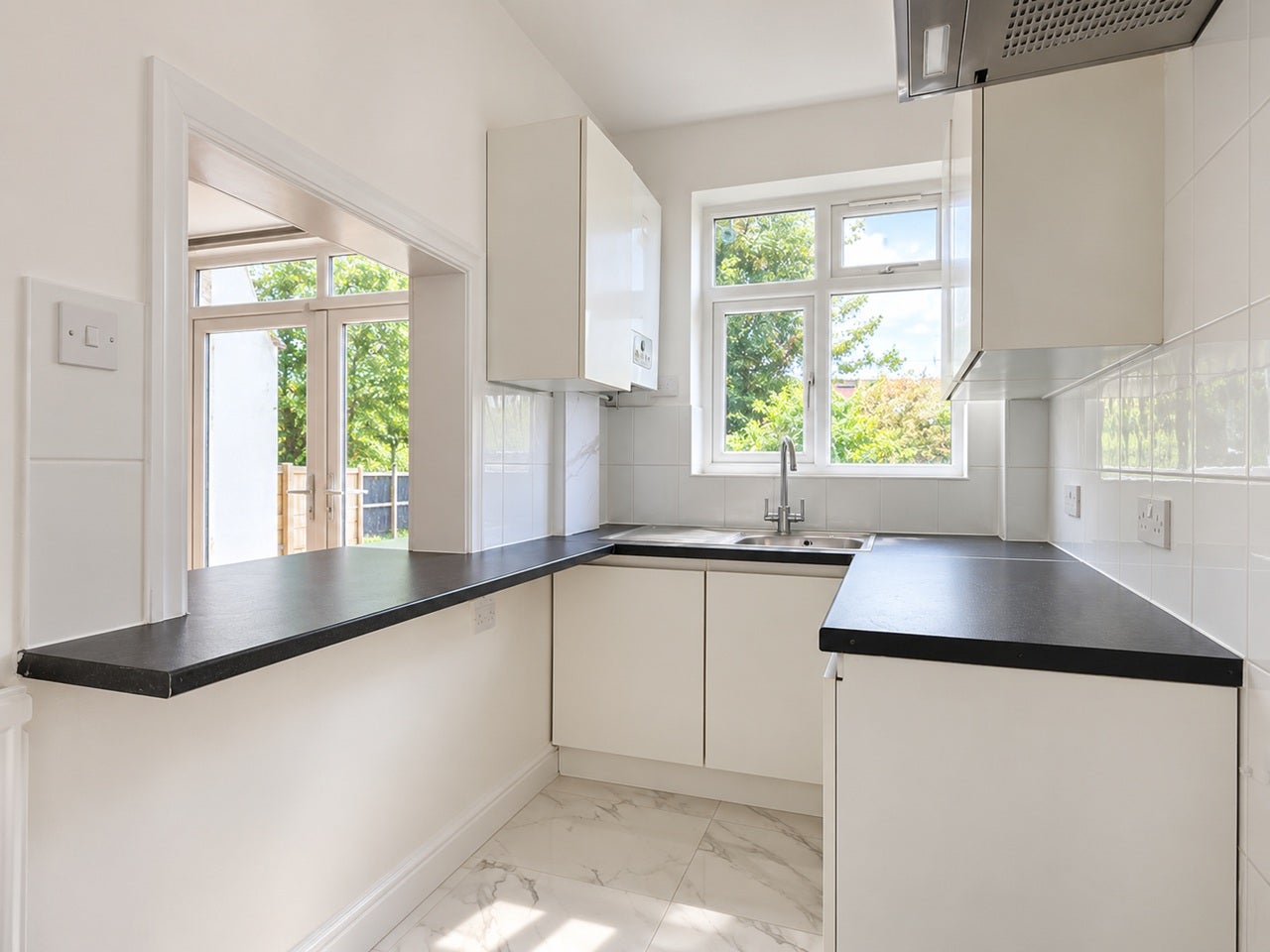 House Blackmore Avenue in Greater London