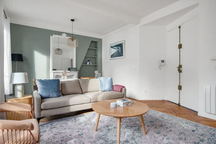 Appartement Rue de Maubeuge à Paris