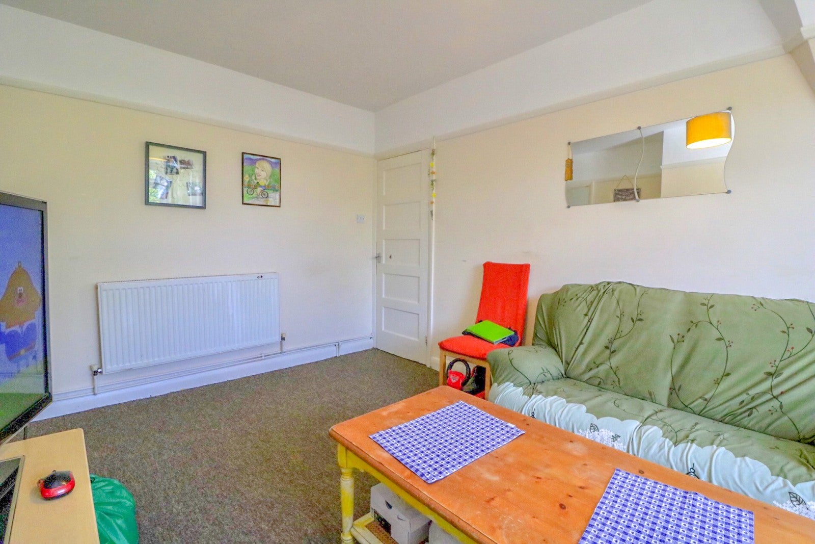 Flat Grosvenor Court in Greater London