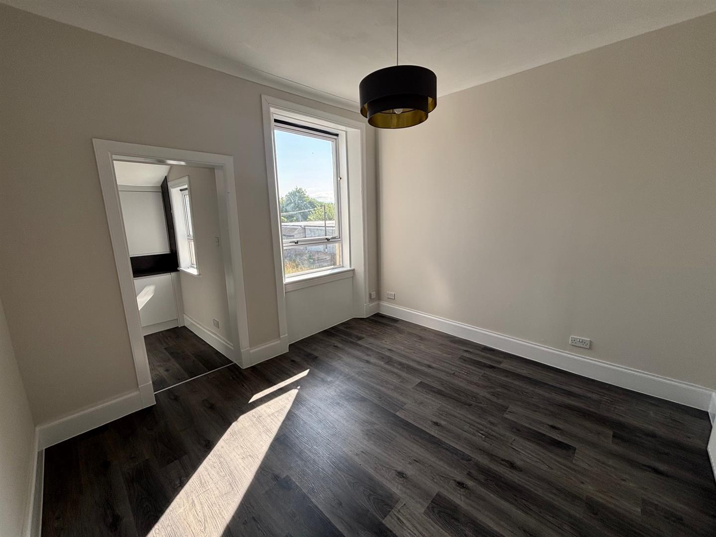 Flat Bellshill Road in Motherwell