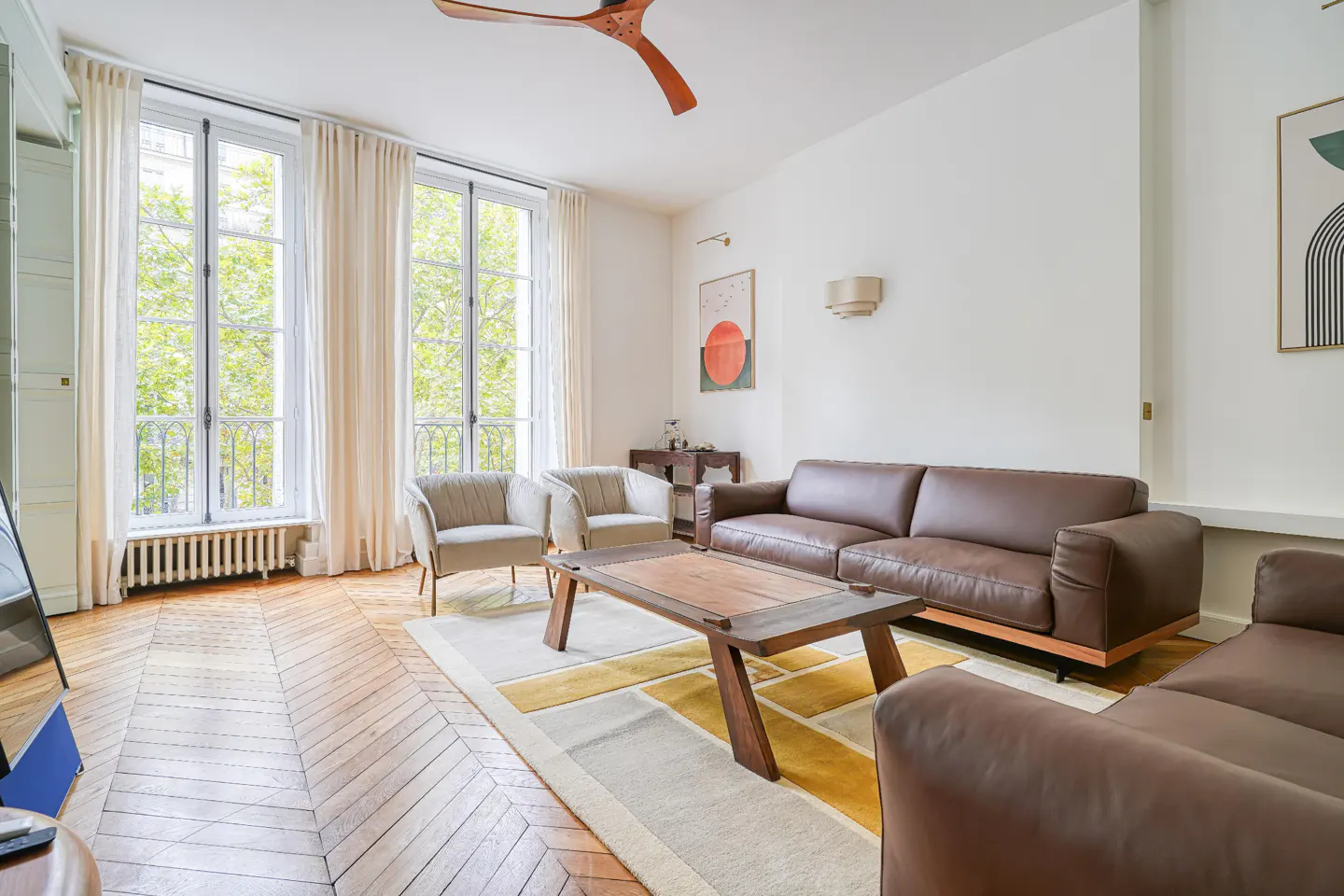 Flat Boulevard Saint-Germain in Paris