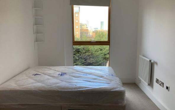 Room Yeoman Street in Greater London