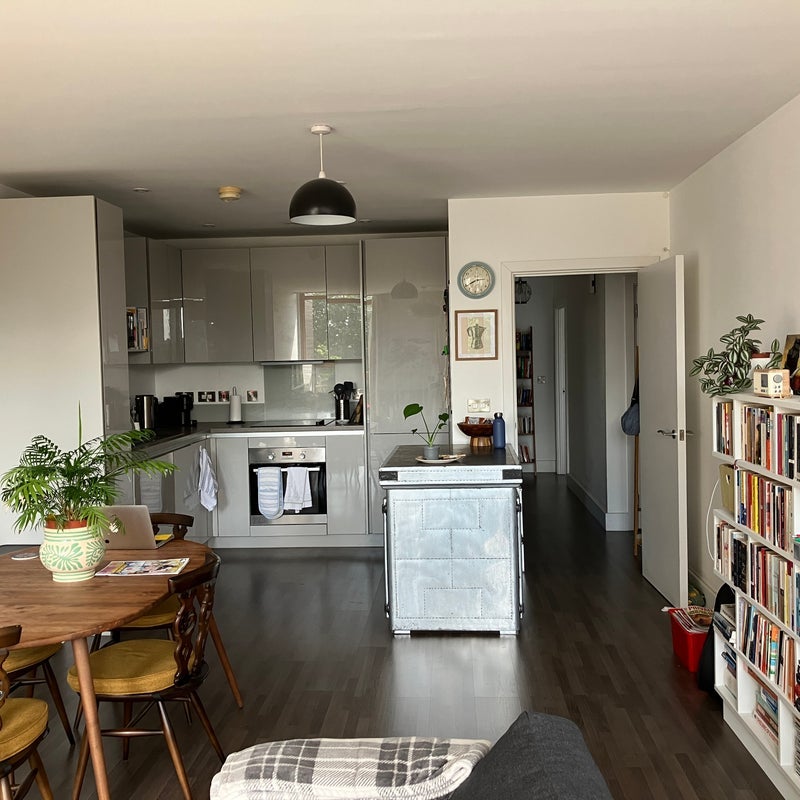 Room Yeoman Street in Greater London