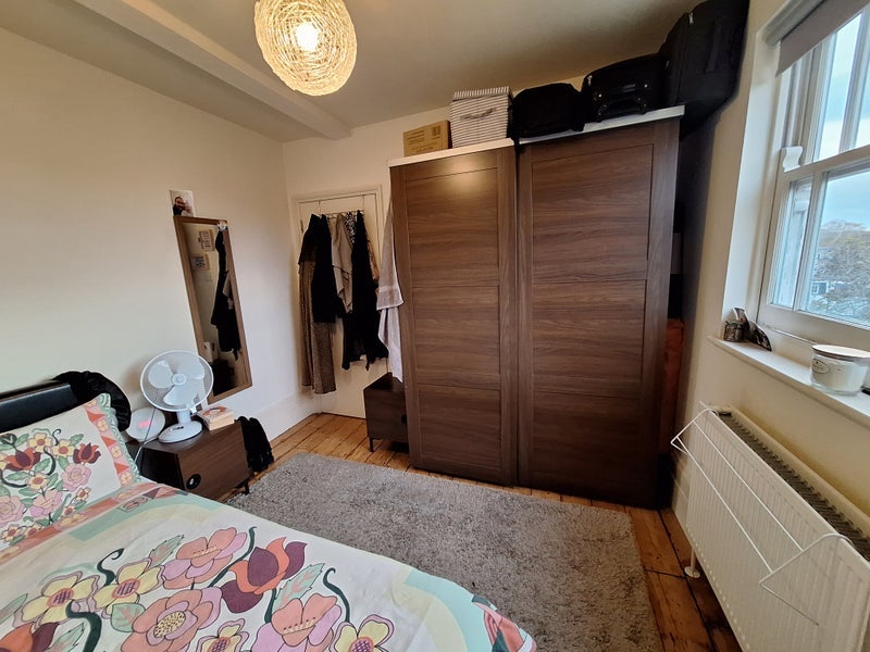 Room Loraine Road in Greater London