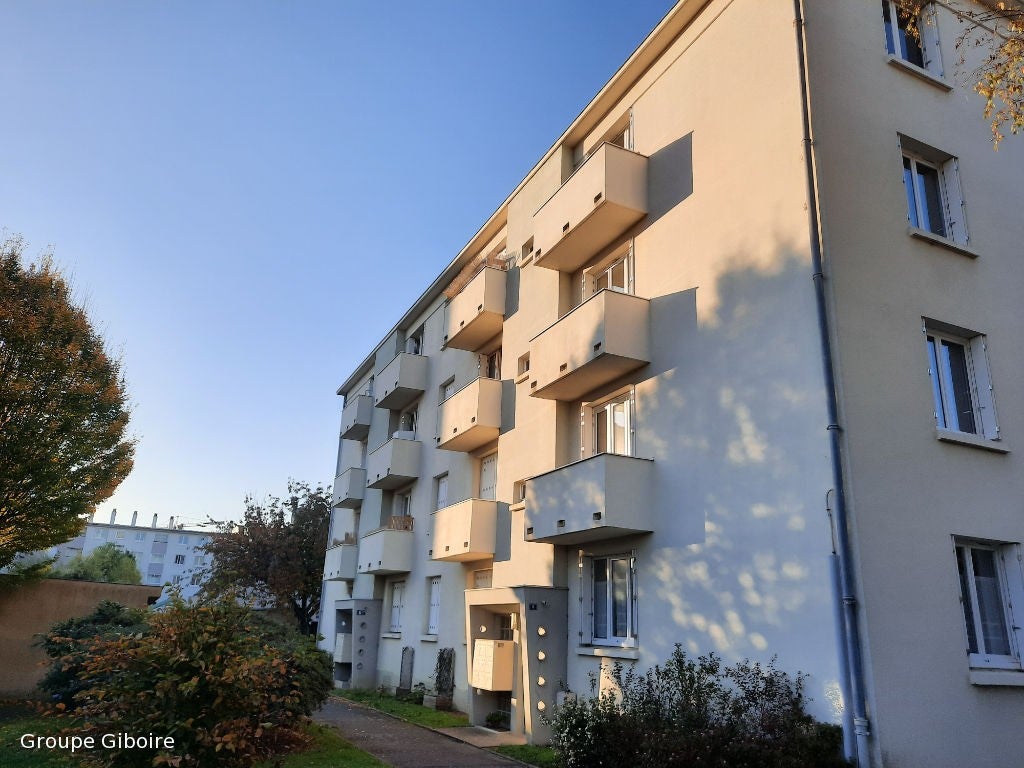 Flat Rue du Chemin Vert in Rennes