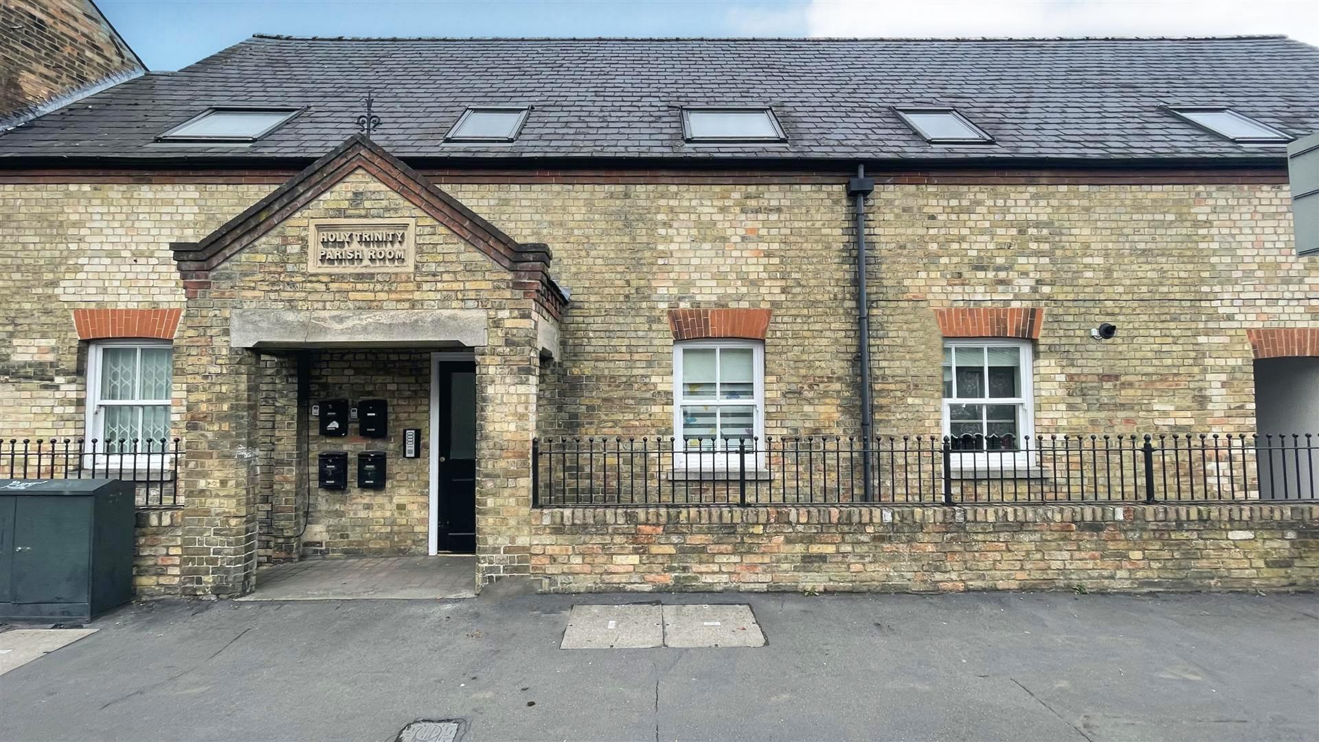 Flat Newnham Street in Ely