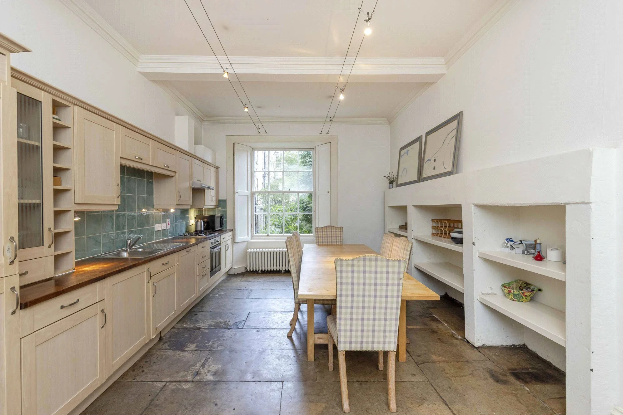 Flat Great King Street in City of Edinburgh