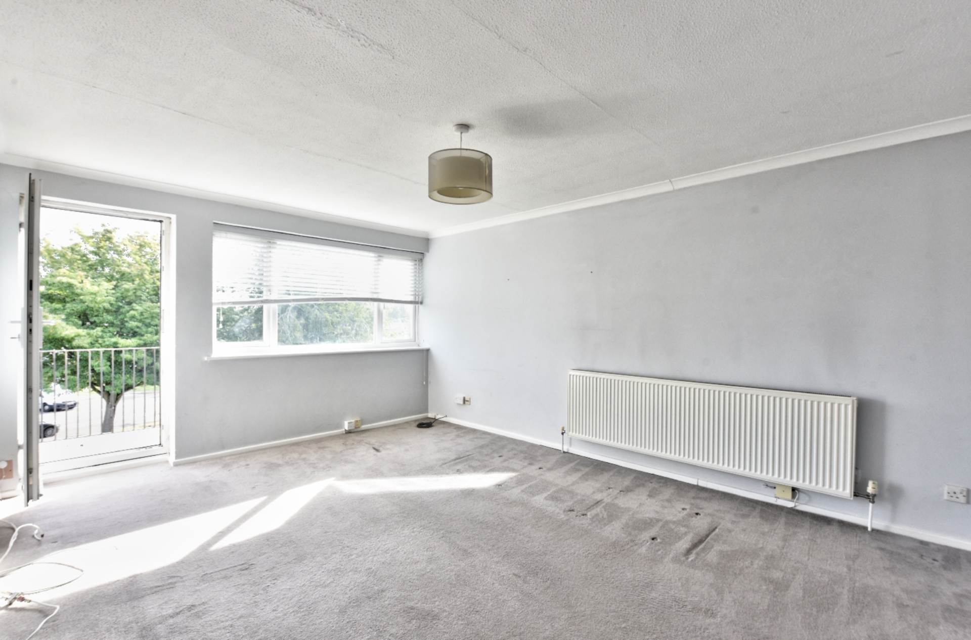 Flat Garretts Lane in Maidenhead