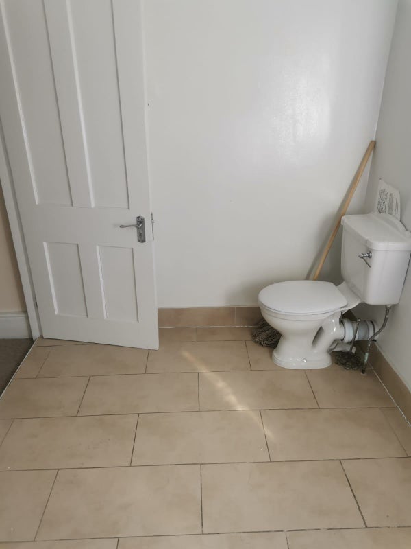 Room Samson Street in Greater London