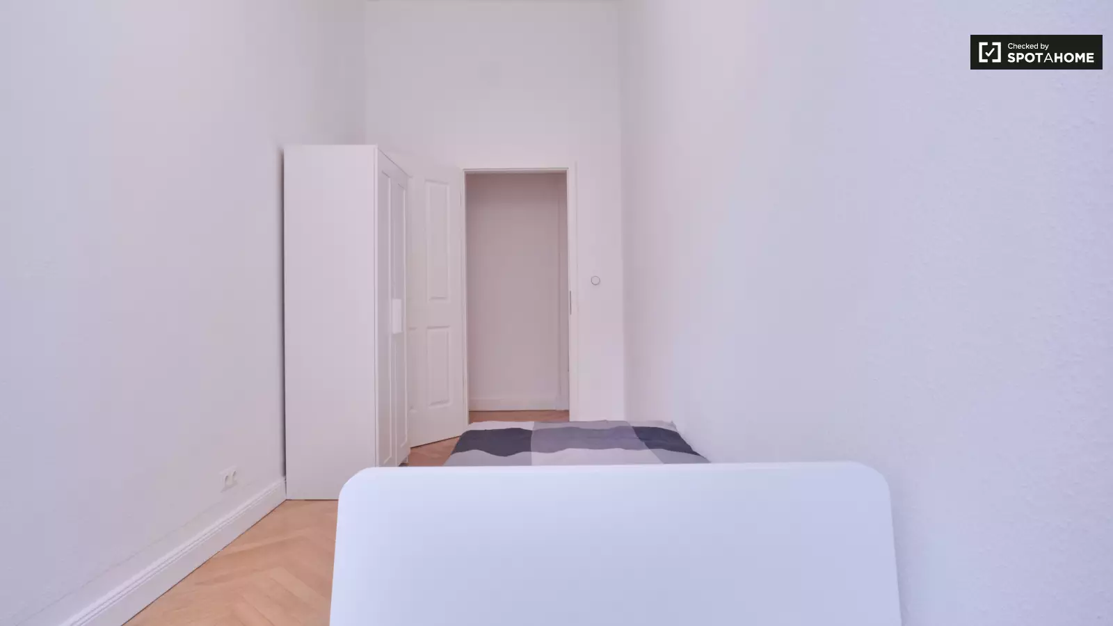 Wohnung Hohenzollerndamm in Berlin