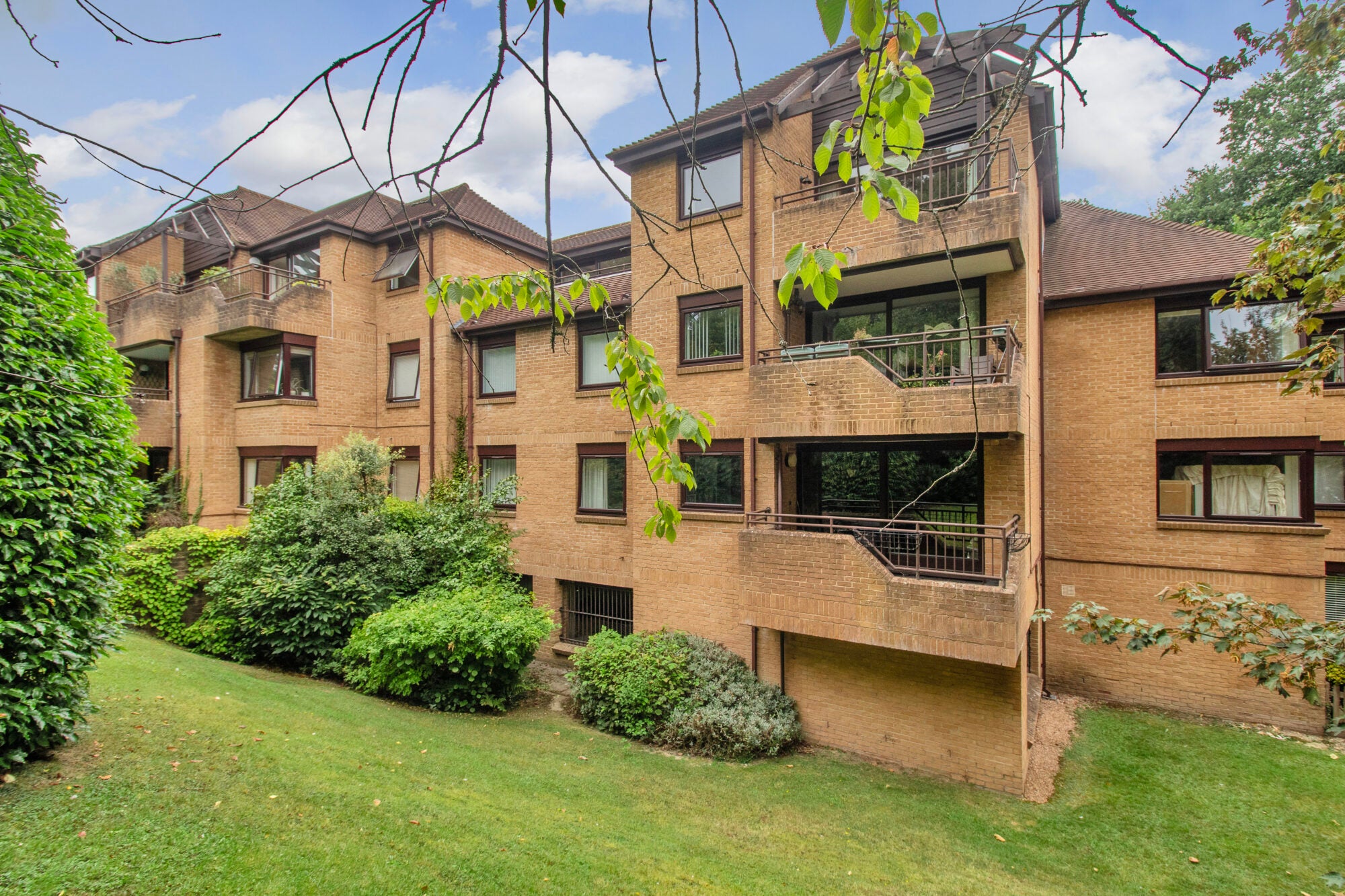Flat Sandrock Road in Tunbridge Wells