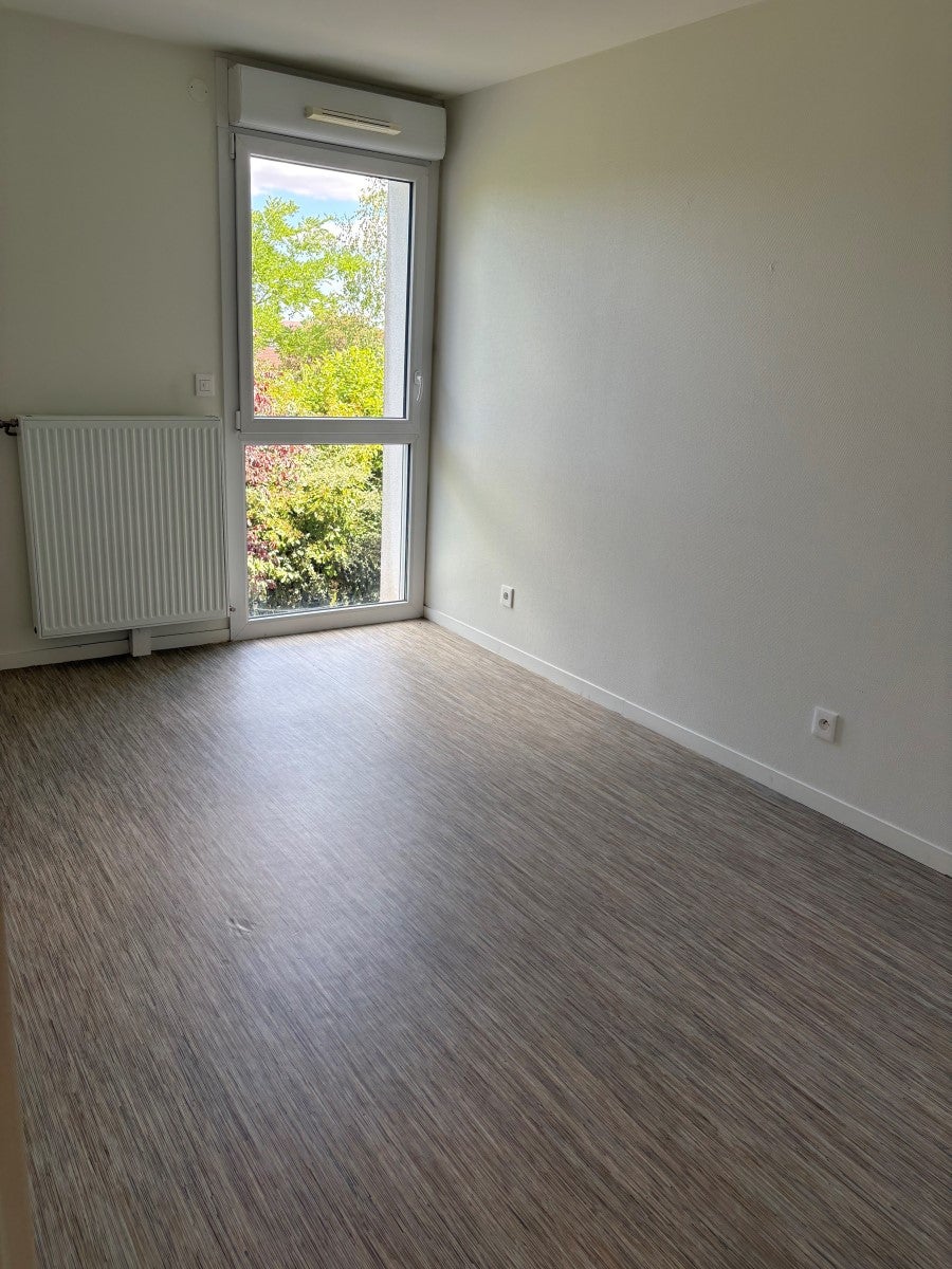 Flat Rue de Mirande in Saint-Apollinaire