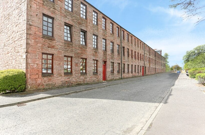Flat Weavers Way in Tillicoultry