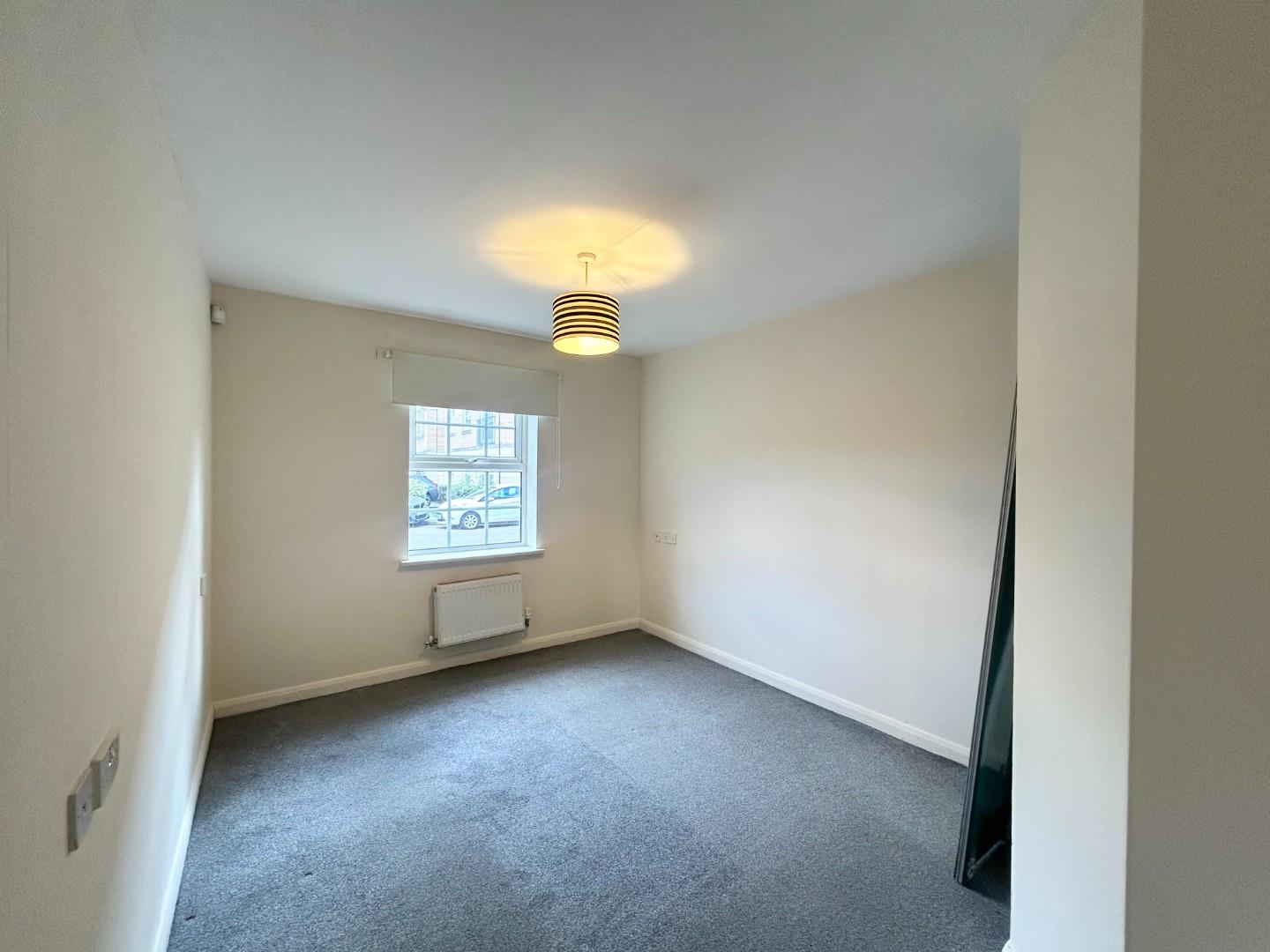 Flat Lion Court in Northampton