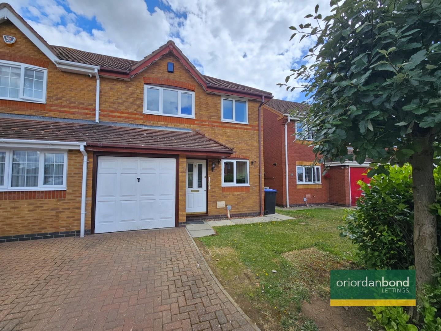 Flat Lion Court in Northampton
