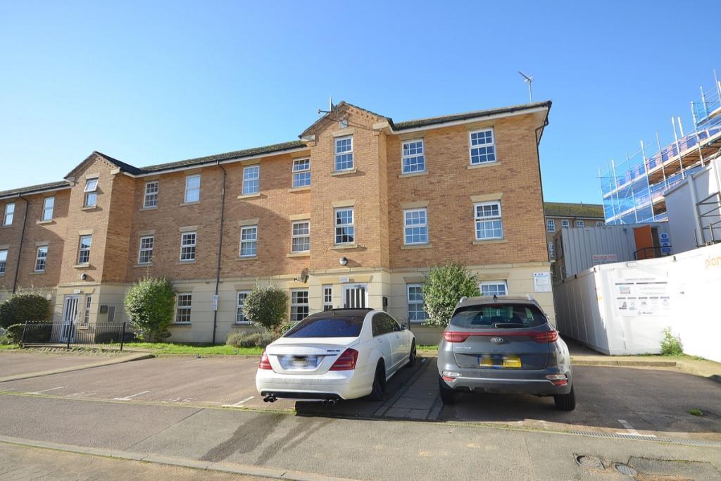Flat Lion Court in Northampton