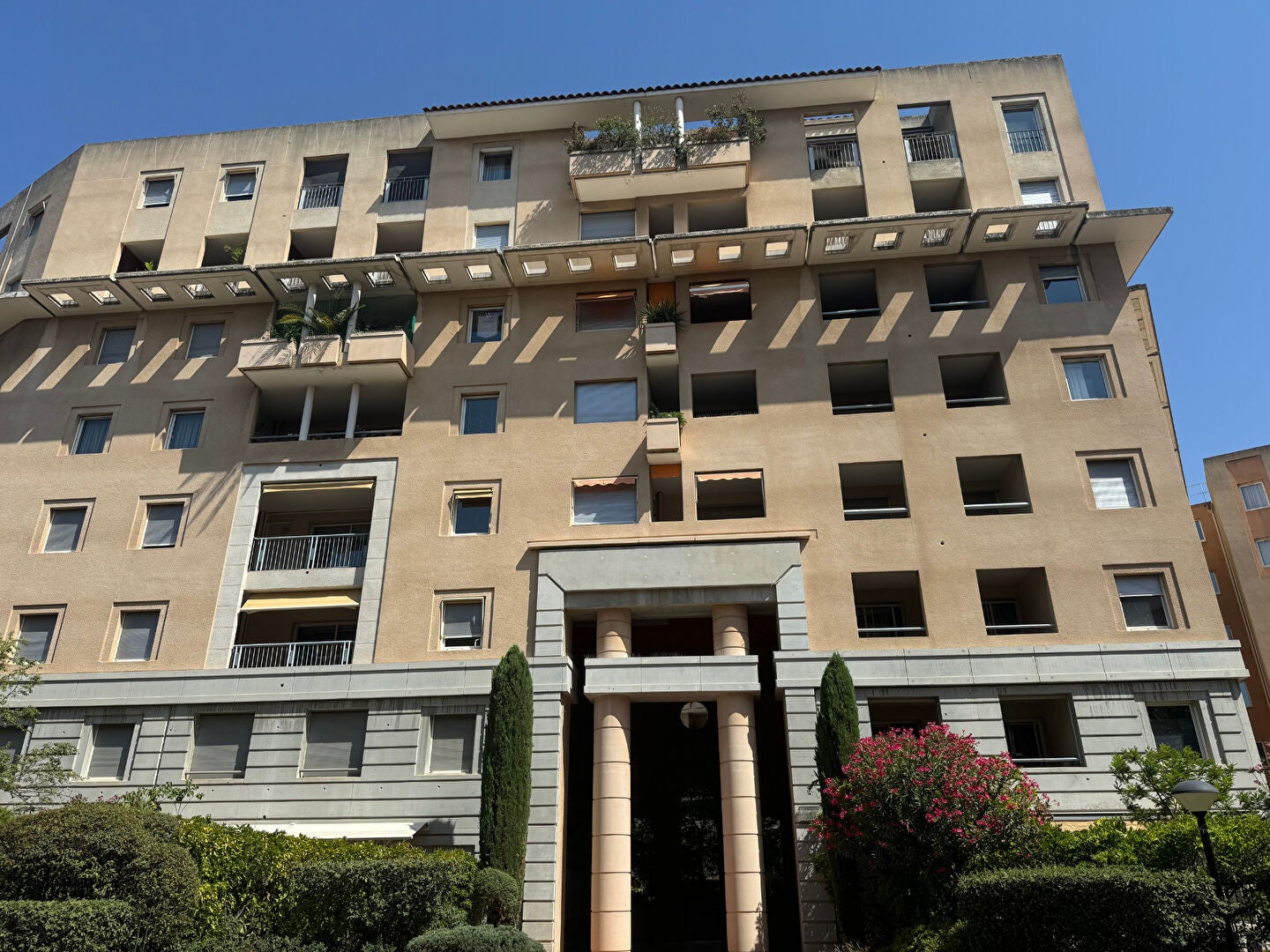 Flat Route de Berre in Aix-en-Provence
