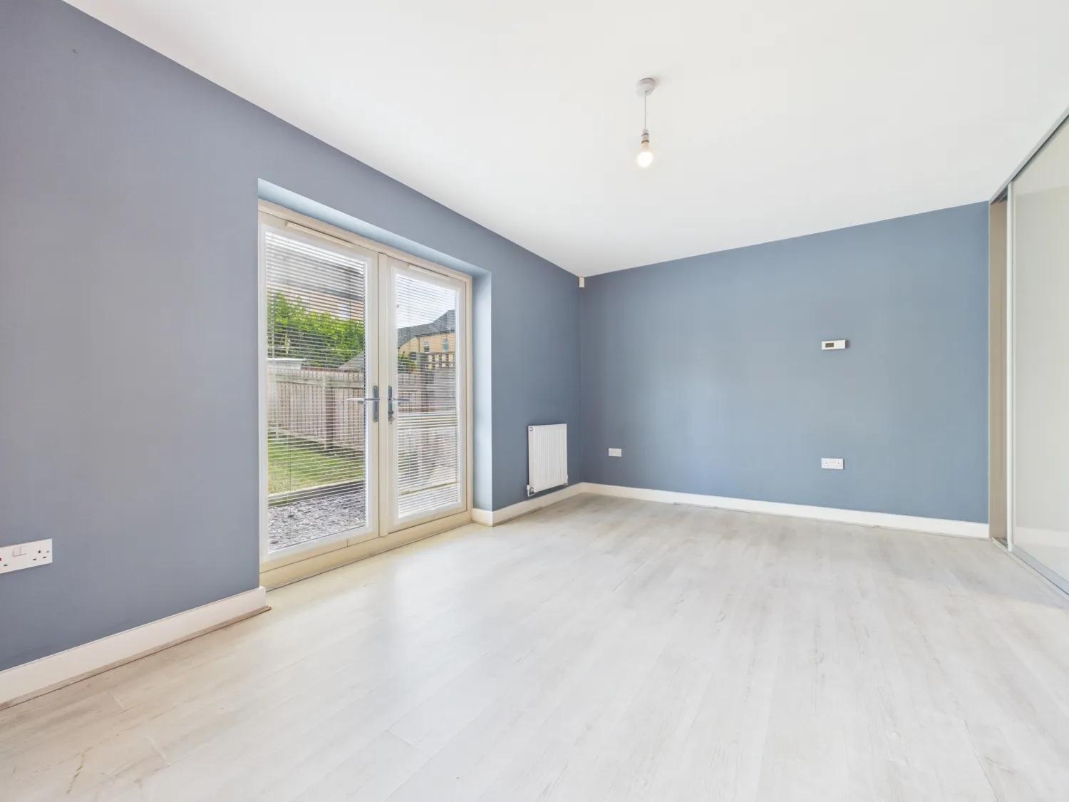 House Turnberry Avenue in Wakefield