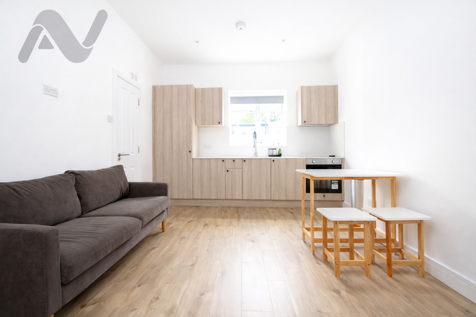 Flat Seven Sisters Road in Greater London