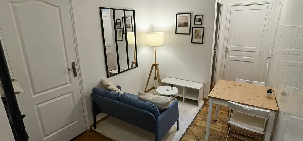 Flat Rue Rouvet in Paris