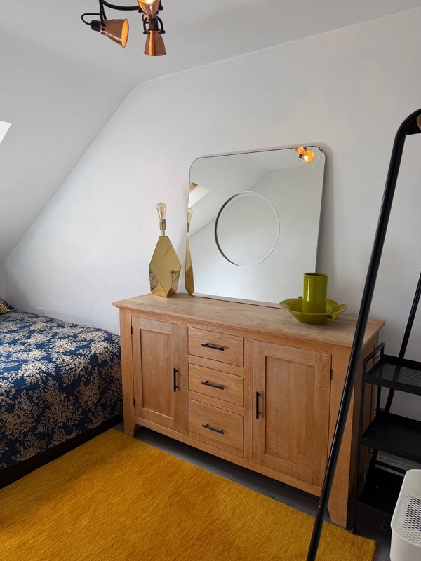 Room Larkhall Lane in Greater London