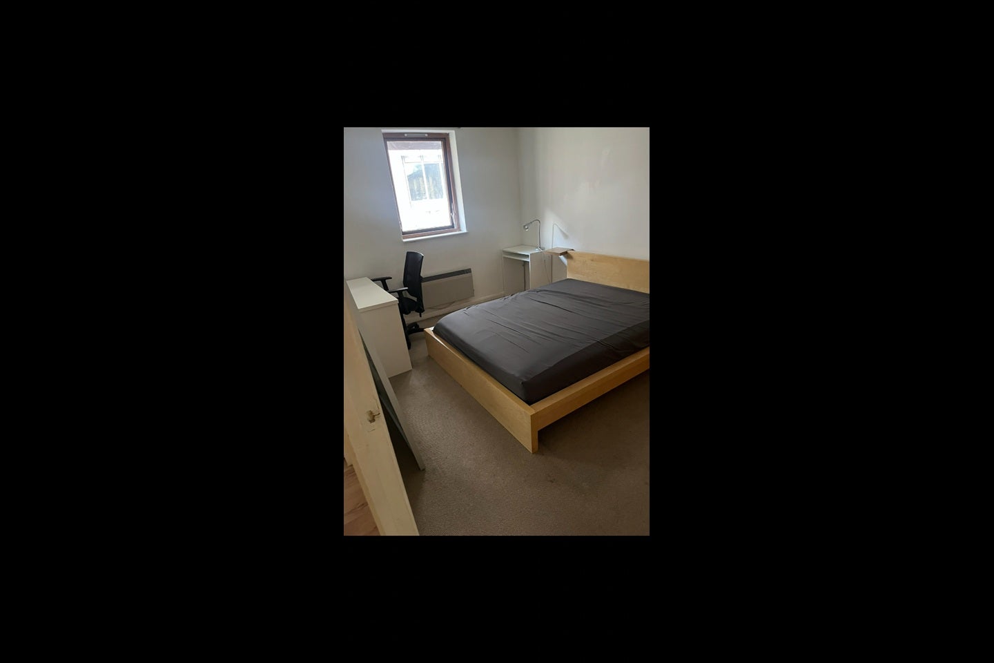Flat Cartwright Street in Greater London