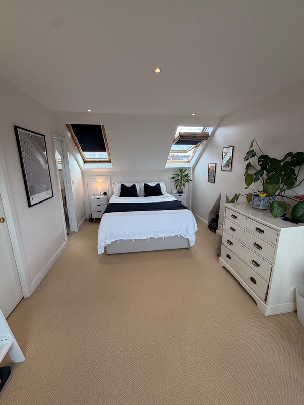 Room Undine Street in Greater London