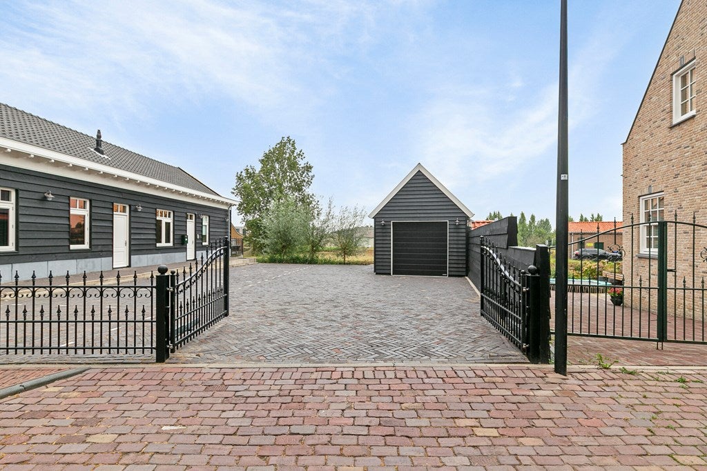 Huis Vissersdijk 61 b in Middelharnis