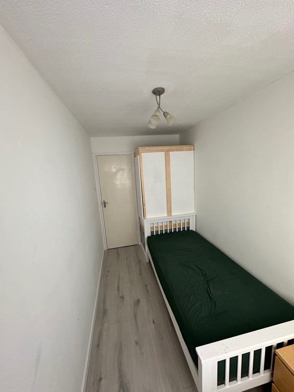 Room Osward in Greater London