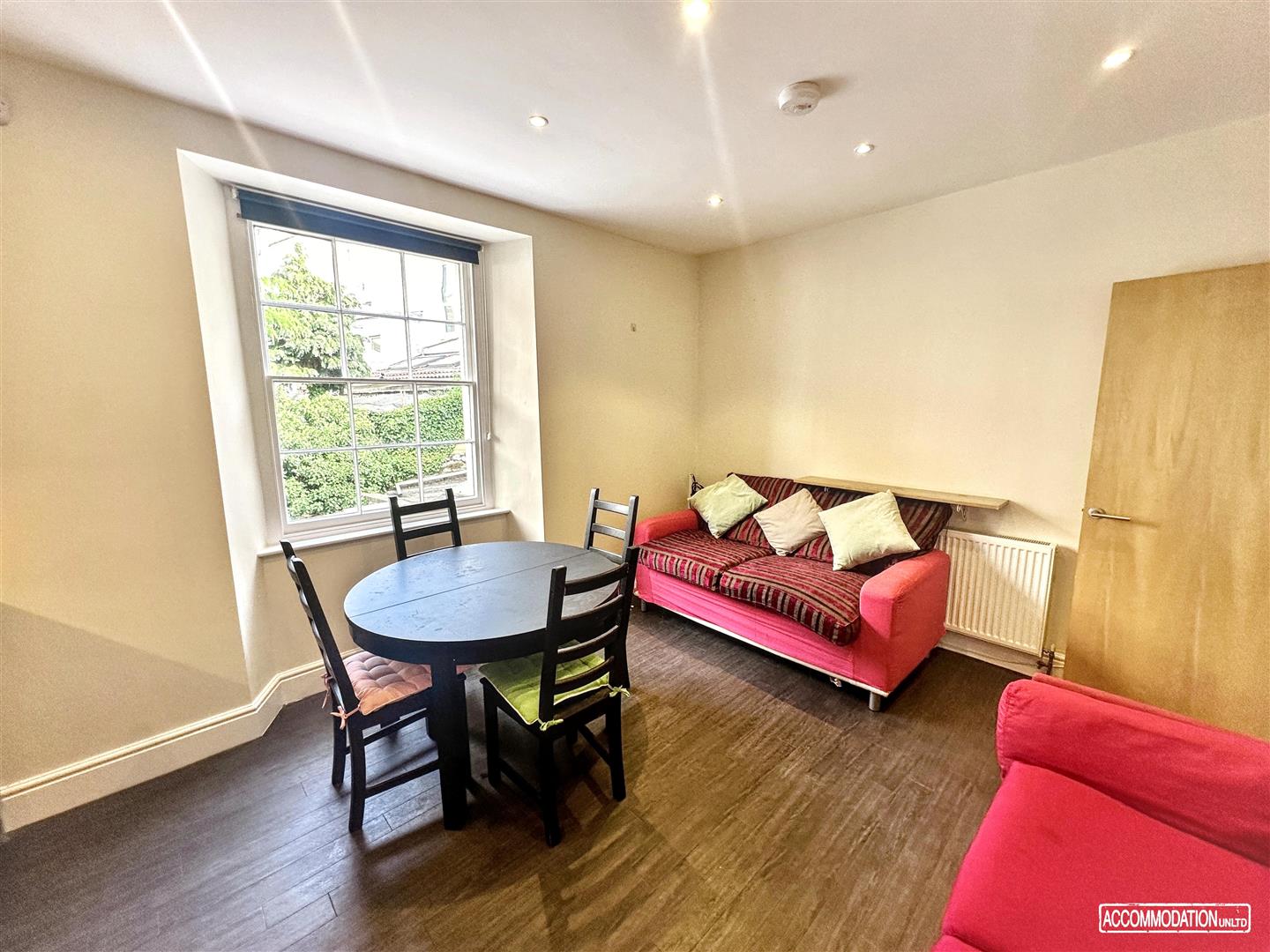 Flat Lower Redland Road in Bristol